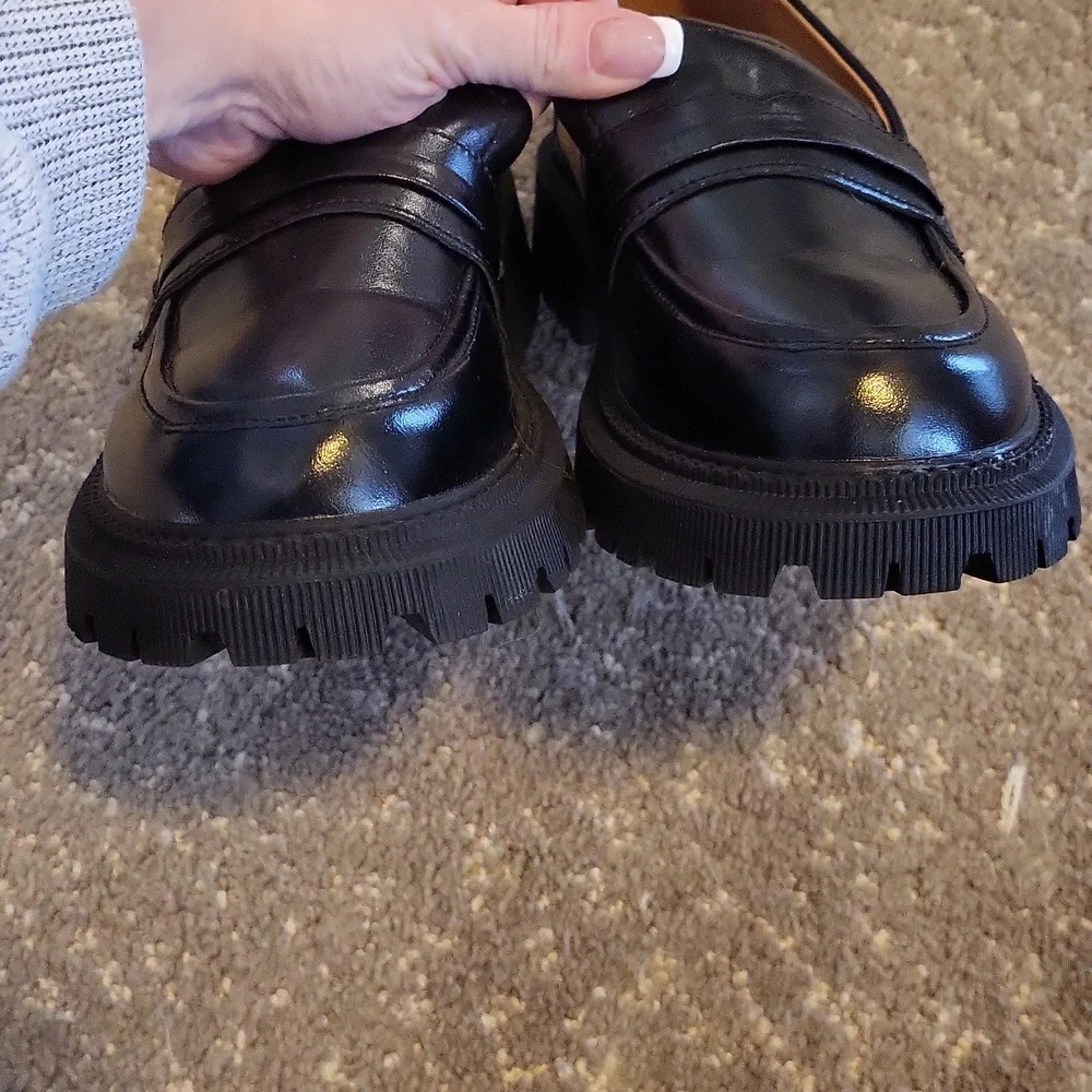 Black Chunky Loafer - Picture 8 of 11
